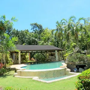 https://alonaland-resort.hotelspanglao.com